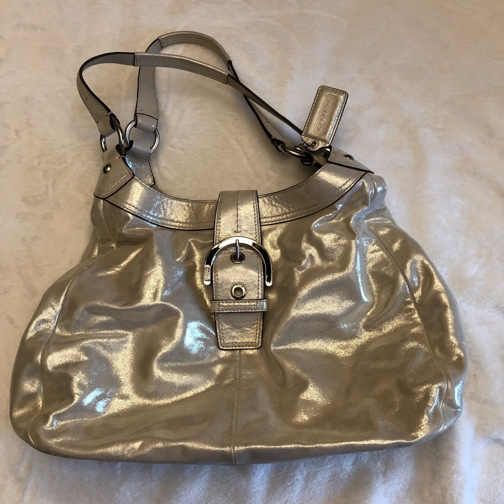 Coach Gold handbag F17092  used once (like new)